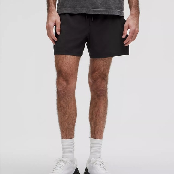 Lululemon Black Gray Pace Breaker Classic Lined Short Inseam 6” Size Medium - Picture 12 of 15